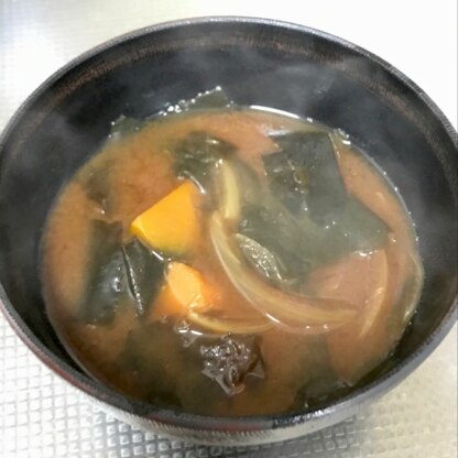 夕食に甘いかぼちゃ味噌汁美味しくいただきました✨
ごちそうさまでした(*´꒳`*)